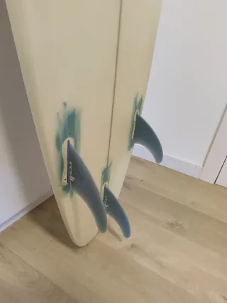 Tabla surf de fibra 7'0 + funda