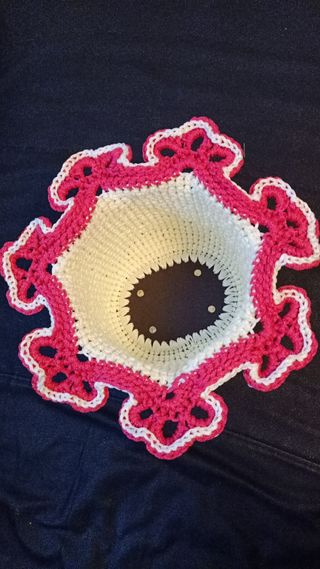 Vaso uncinetto bicolore