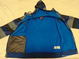 Felpa Burton con zip intera e cappuccio.