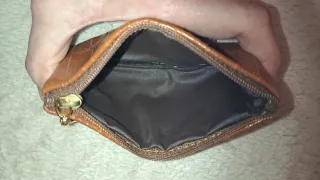 Monedero piel marrón cocodrilo