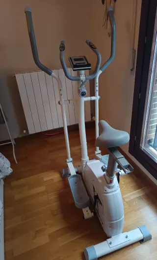 Bicicleta elíptica con asiento