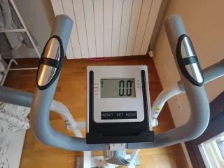 Bicicleta elíptica con asiento