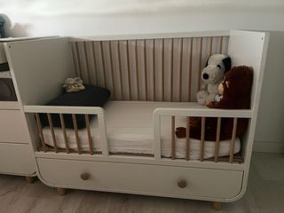 Cuna y cambiador IKEA