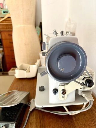 Máquina de coser Adler Riccar LISTA PARA COSER