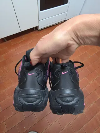 Nike Mujer Negro Rosa