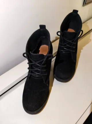 Botines negros con cordones tacón block
