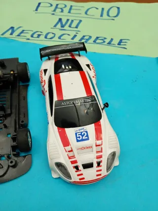 Scalextric Aston Martin DBR-9