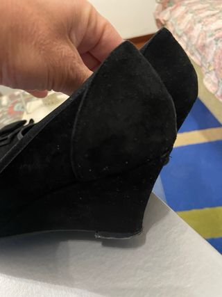 Décolleté scamosciate nere con zeppa n.39 Fedeli