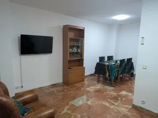 Alquiler de piso muy buen estado para guardias.