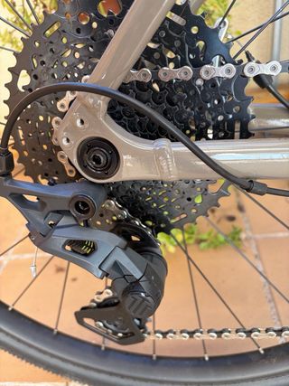 Bicicleta GRVL AF Marrón