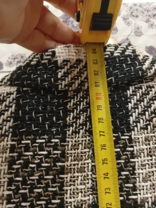 Abrigo Zara cuadros beige y negro