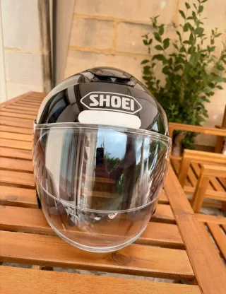 Casco Moto Jet SHOEI Blanco y negro