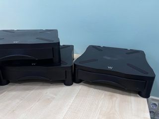 Soporte monitor con cajón negro