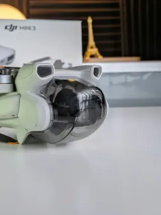 COMO NUEVO | DJI Mini 3 Drone y Control