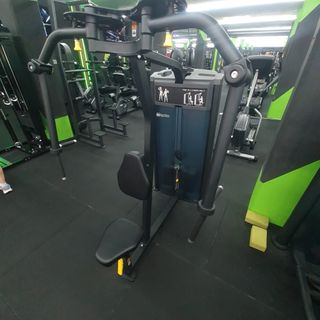 Máquina de Gimnasio Impulse Pec Fly/Rear Delt