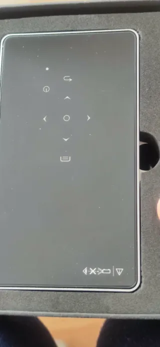 Proyector Portátil Mini Aukey Negro