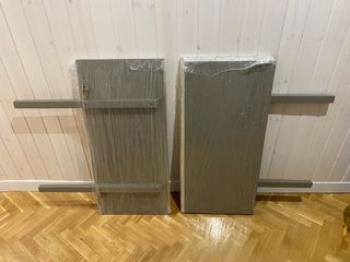 Mesa extensible y 6 sillas. SIA.