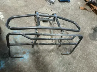 Parrilla delantera y protección quad