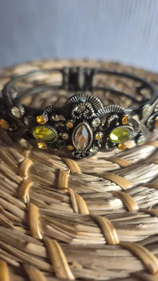 Pulsera vintage con piedras