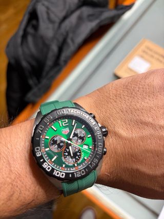 Reloj TAG Heuer F1 Verde y Plateado