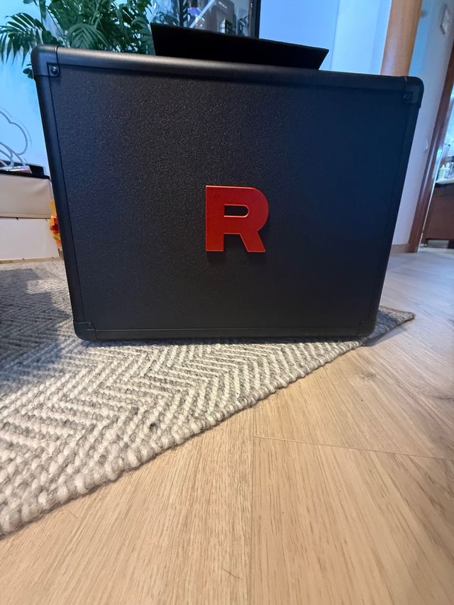 Maletín rígido Pokémon – SIN booster