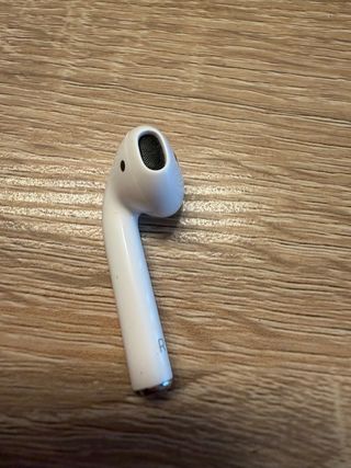 Apple AirPods 2da Gen con Estuche