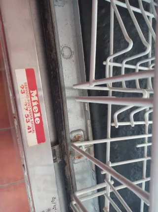 Lavavajillas Miele para reparar