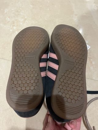 Adidas Stadt negras y rosas talla 38