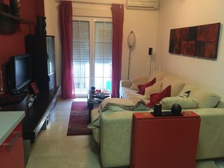 Se alquila piso de un dormitorio. Parking incluido