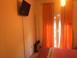 Se alquila piso de un dormitorio. Parking incluido