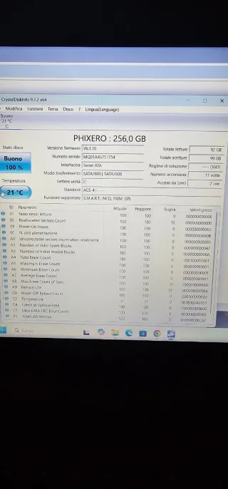 HP 15-ac160ng i3 8GB SSD 256GB Radeon R5