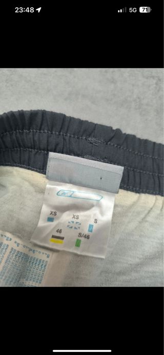 Pantalón de chándal gris talla S