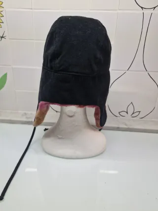 Berretto Rinascimento con paraorecchie