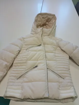 Chaqueta acolchada beige