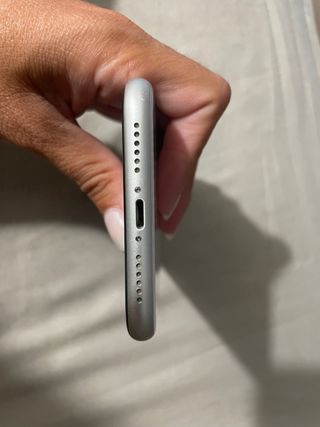 iPhone 11 Blanco 128GB.