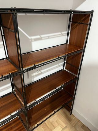 Estantería Multistrux Negra y Madera