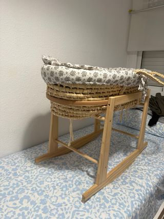 Moisés Pasito a Pasito con soporte