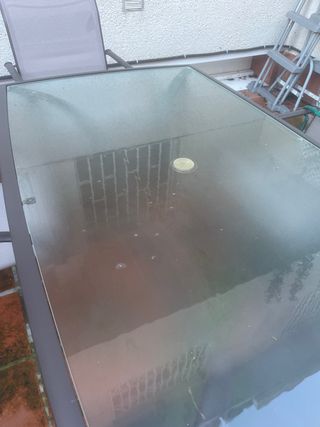 Tavolo da giardino con 4 sedie