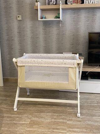 Cuna de viaje y minicuna bebé