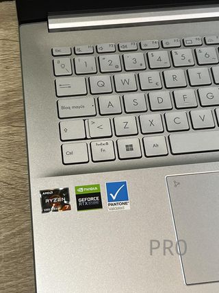 ASUS Vivobook Pro 14 OLED