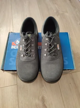 Zapatos de seguridad grises talla 43