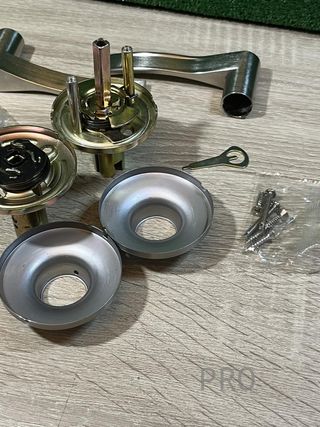 Manilla de paso con picaporte Amig