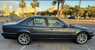 BMW Serie 7 2001