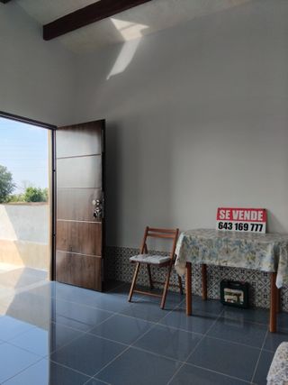 FINCA RÚSTICA CON CASETA CERCA DE PUEBLO