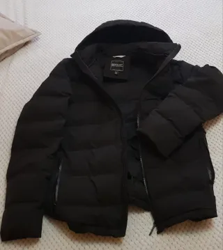 Abrigo plumífero Regatta negro M. Usado poquísimo