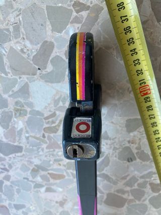 Antirrobo volante coche