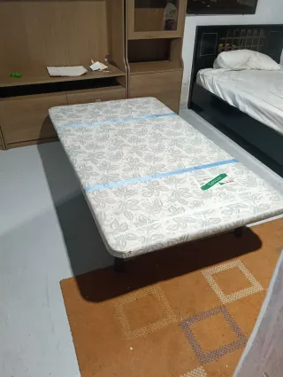 Somier y colchón 190x105