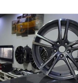 Juego de 4 Llantas 22 New Cayenne Turbo P005