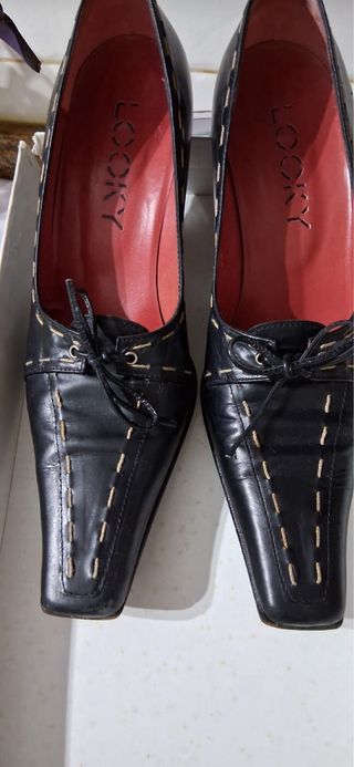 Zapatos de salón Lucky negros