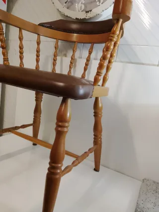 Coppia di poltrone Windsor vintage Mocholi